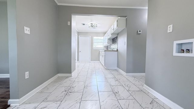 2351 E CABLE ST, Memphis, TN 38114