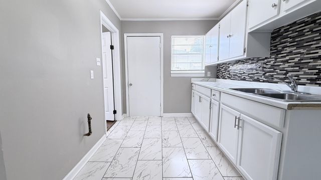 2351 E CABLE ST, Memphis, TN 38114