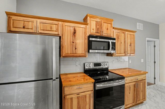 416 La Veta Drive, West Melbourne, FL 32904