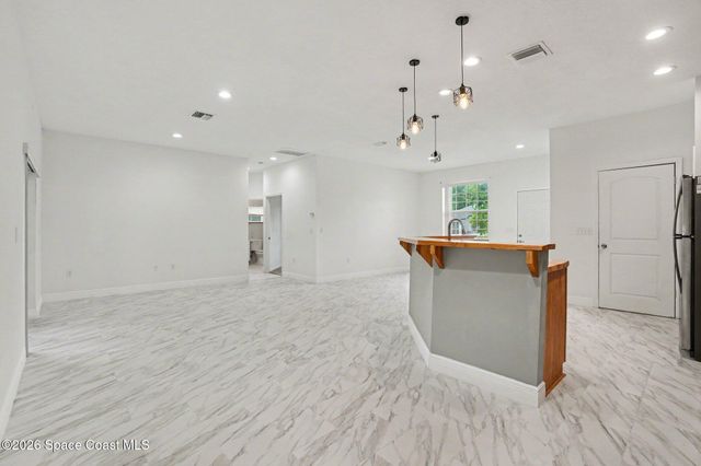 416 La Veta Drive, West Melbourne, FL 32904