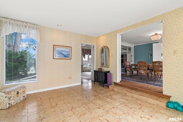 1516 Willemore Avenue, Springfield, IL 62704