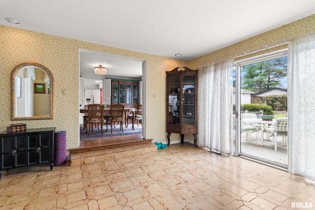 1516 Willemore Avenue, Springfield, IL 62704