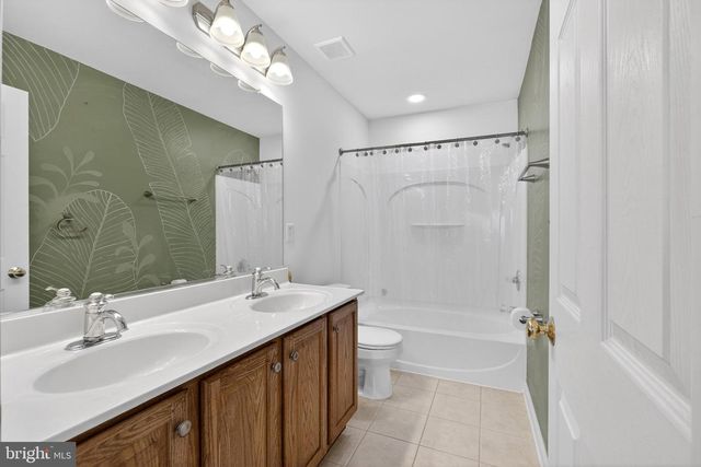 24 SPRINGFIELD CIR, Middletown, DE 19709