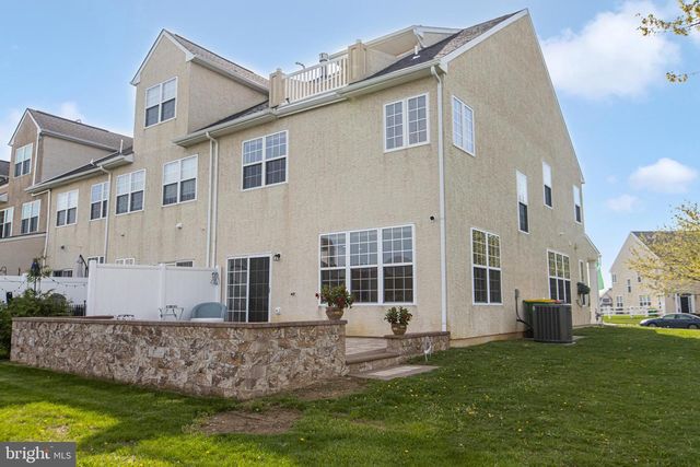 24 SPRINGFIELD CIR, Middletown, DE 19709