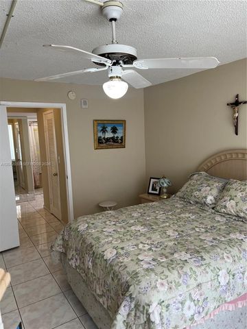 1351 NE Miami Gardens Drive 222E, Miami, FL 33179