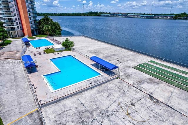 1351 NE Miami Gardens Drive 222E, Miami, FL 33179