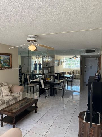 1351 NE Miami Gardens Drive 222E, Miami, FL 33179