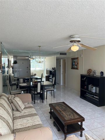 1351 NE Miami Gardens Drive 222E, Miami, FL 33179
