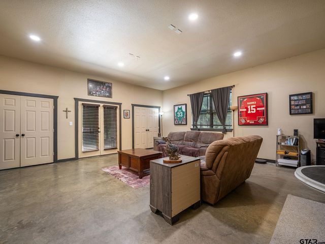 17332 Pintail Dr., Flint, TX 75762