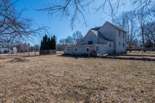 502 E Brayton Road, Mount Morris, IL 61054