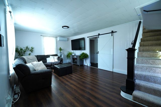 257 Lynnfield St, Lynn, MA 01904