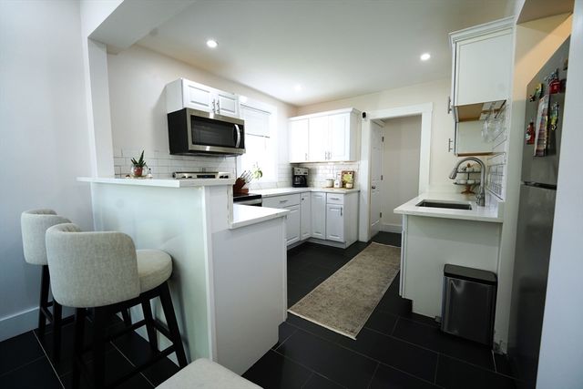257 Lynnfield St, Lynn, MA 01904
