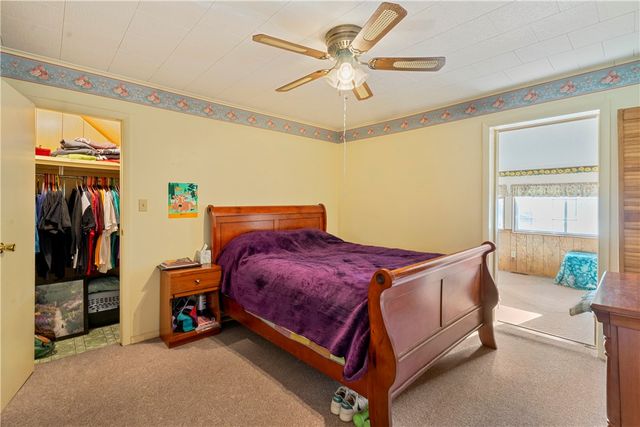 48 Vesta St, Centerville, PA 15429