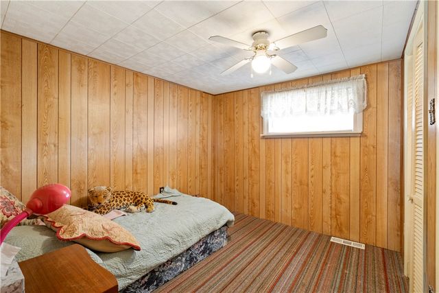 48 Vesta St, Centerville, PA 15429