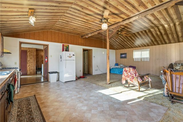 48 Vesta St, Centerville, PA 15429