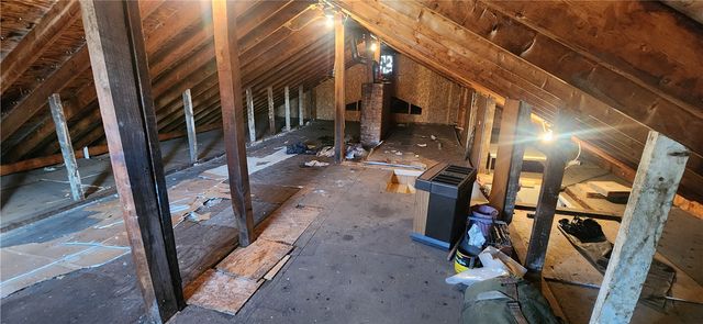 48 Vesta St, Centerville, PA 15429