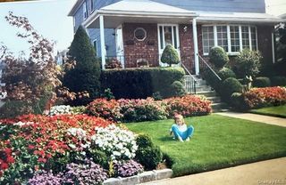 37 Acorn Place, Lynbrook, NY 11563