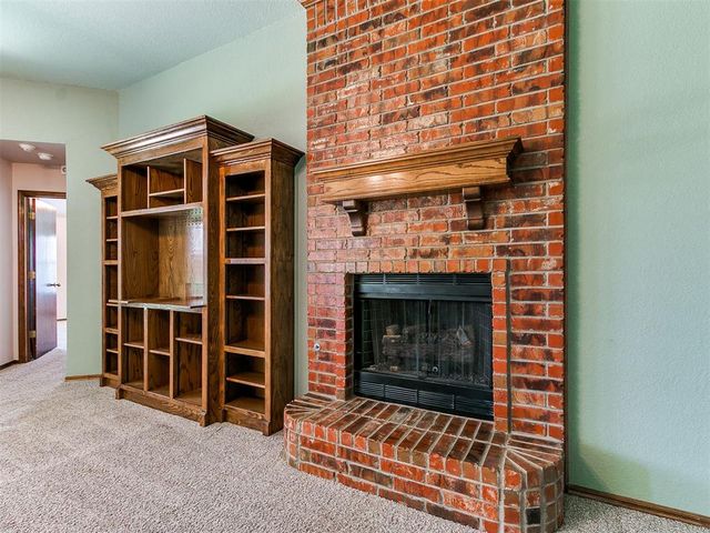 721 EASTVIEW Drive, Yukon, OK 73099