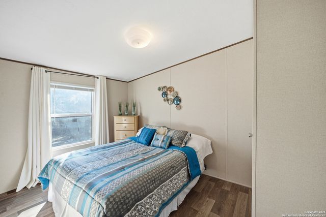 219 Private Road 1523, Bandera, TX 78003