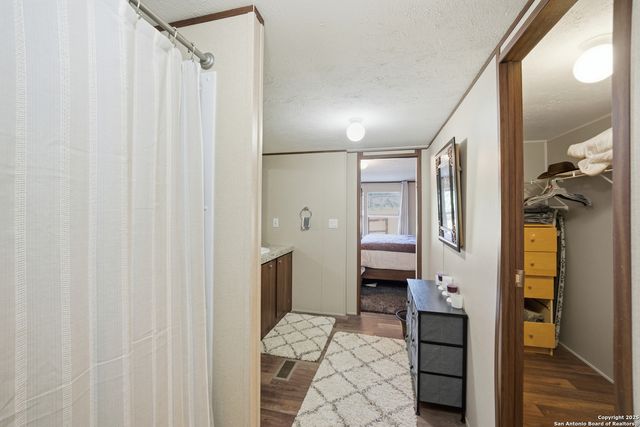 219 Private Road 1523, Bandera, TX 78003