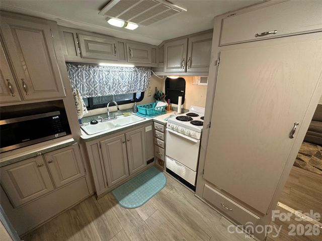 138 Marina Drive, New London, NC 28127