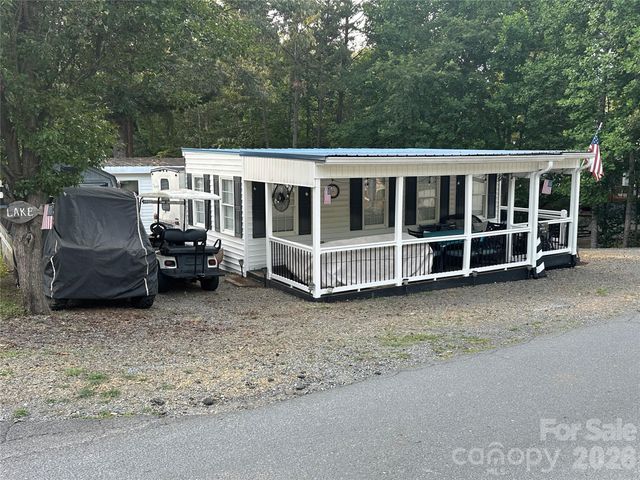 138 Marina Drive, New London, NC 28127