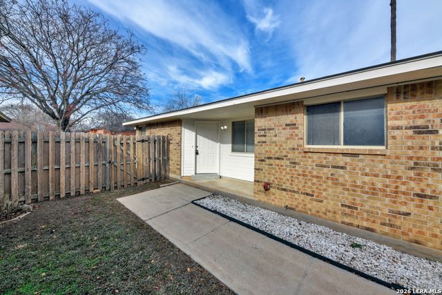 882 Garden Circle, Schertz, TX 78154