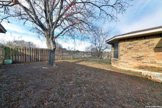 882 Garden Circle, Schertz, TX 78154