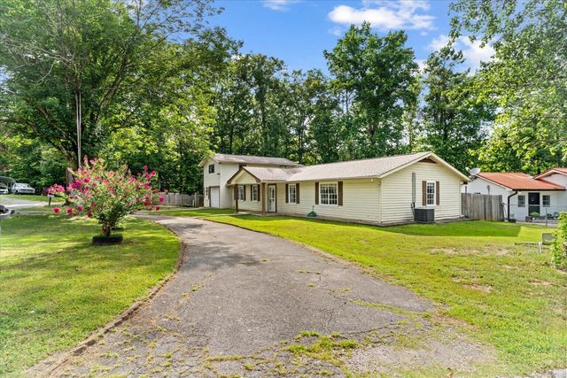 256 Cheyenne Trail NW, Dalton, GA 30721