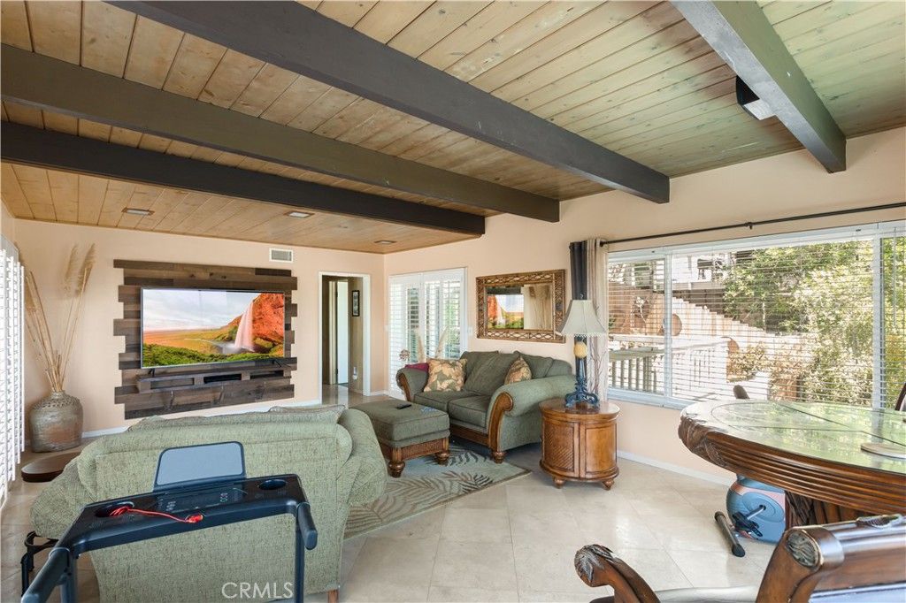 Image 28 of property listing at 10635 Queen, La Mesa, CA 91941