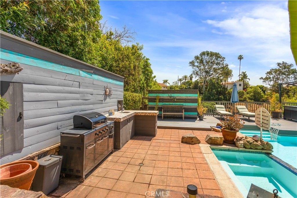 Image 38 of property listing at 10635 Queen, La Mesa, CA 91941