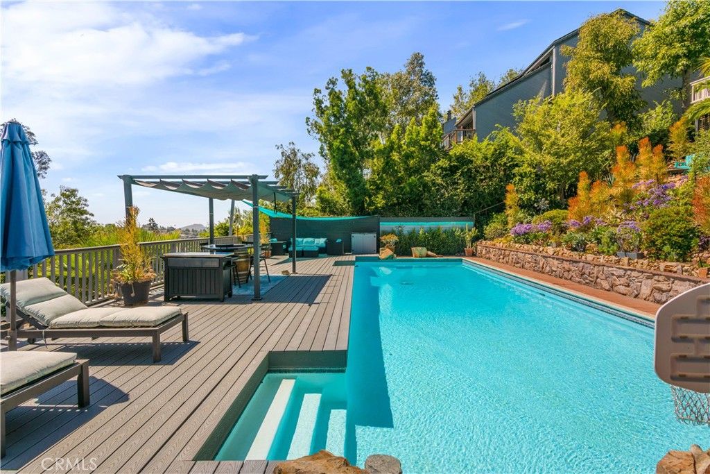 Image 41 of property listing at 10635 Queen, La Mesa, CA 91941