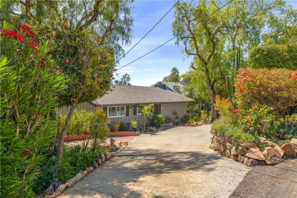 Image 6 of property listing at 10635 Queen, La Mesa, CA 91941