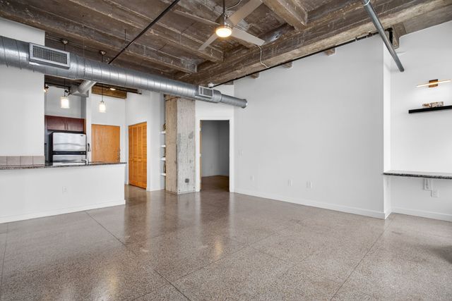 221 W Lancaster Avenue 3011, Fort Worth, TX 76102