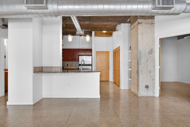 221 W Lancaster Avenue 3011, Fort Worth, TX 76102