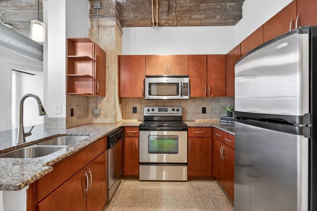 221 W Lancaster Avenue 3011, Fort Worth, TX 76102