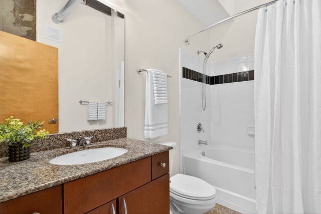 221 W Lancaster Avenue 3011, Fort Worth, TX 76102