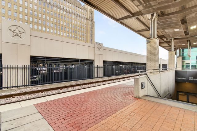 221 W Lancaster Avenue 3011, Fort Worth, TX 76102