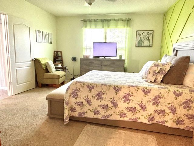 622 AUTUMN BREEZE STREET, Deland, FL 32724