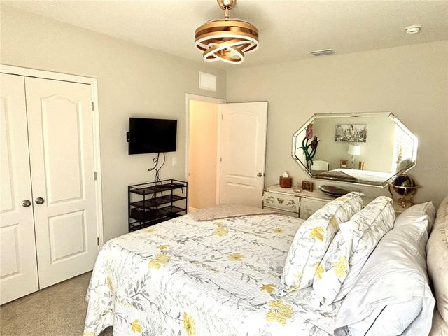 622 AUTUMN BREEZE STREET, Deland, FL 32724