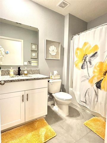 622 AUTUMN BREEZE STREET, Deland, FL 32724