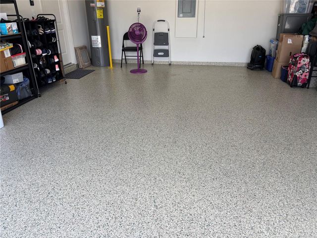 622 AUTUMN BREEZE STREET, Deland, FL 32724