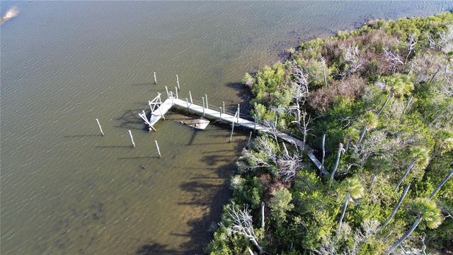 7472 W THUNDERBIRD ISLAND, Homosassa, FL 34448