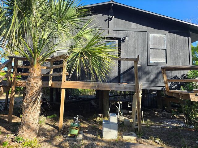 7472 W THUNDERBIRD ISLAND, Homosassa, FL 34448