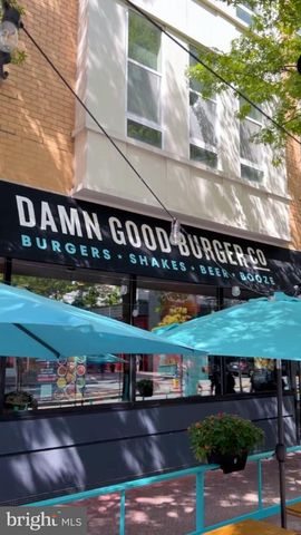 2306 N DEARING ST, Alexandria, VA 22302