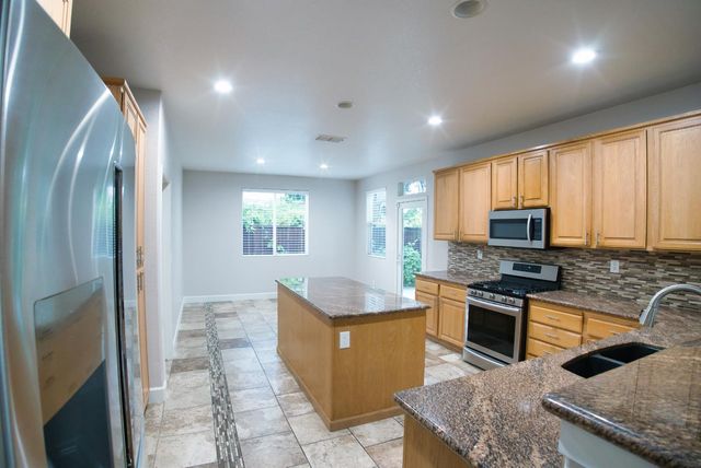 7308 Poseidon Ct, Citrus Heights, CA 95621