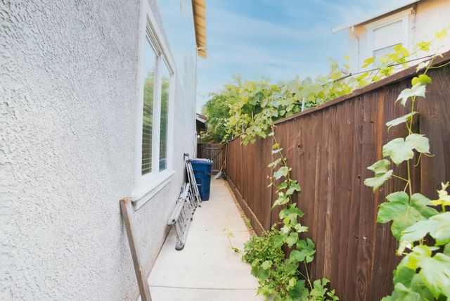 7308 Poseidon Ct, Citrus Heights, CA 95621