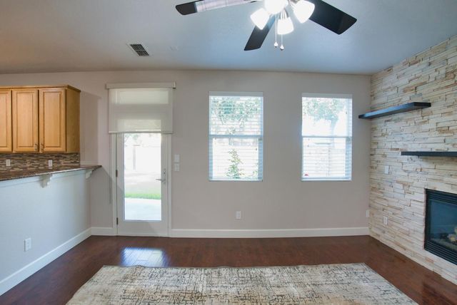 7308 Poseidon Ct, Citrus Heights, CA 95621