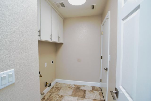7308 Poseidon Ct, Citrus Heights, CA 95621