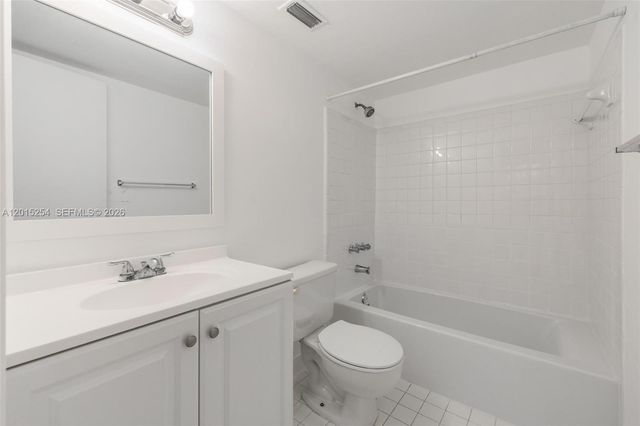 11301 SW 200th St 108-A, Miami, FL 33157